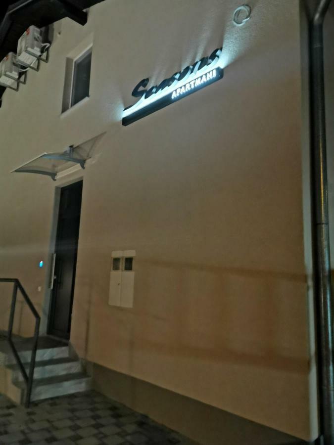 Seasons Apartmani Osijek Exterior photo
